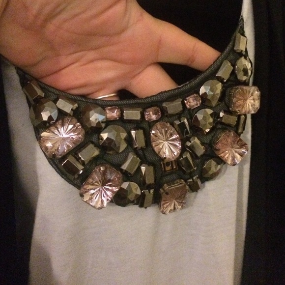 Long sleeve top with jeweled collar - Picture 2 of 3