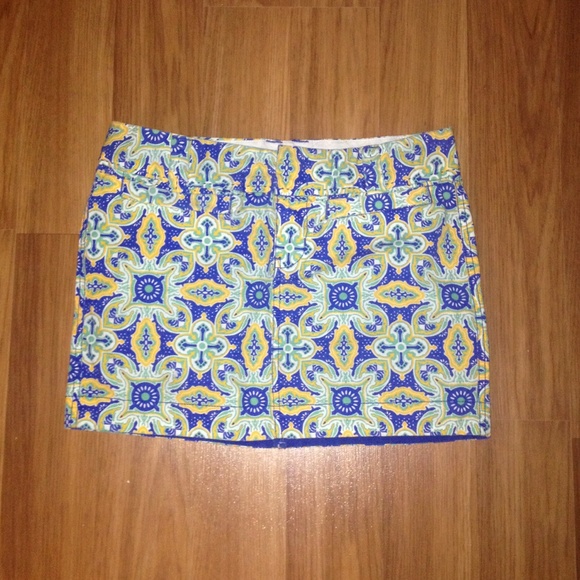 Cute brightly printed miniskirt
