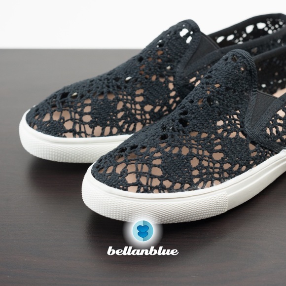 💠💠The ELSA embroidered slip ons - PEACH/BLACK - Picture 2 of 4