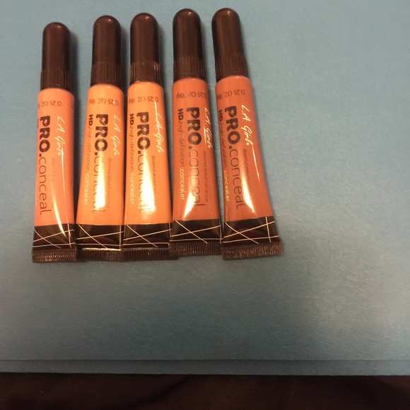 5 LA Girls Pro Conceal HD Concealers