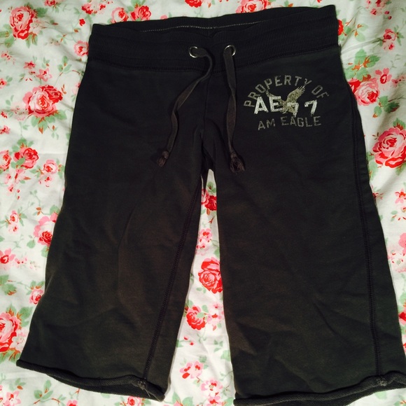 American eagle capris sweats