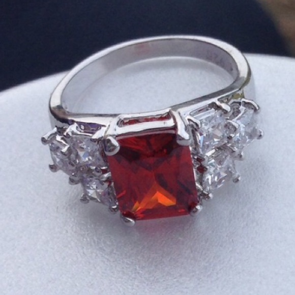 Lab Garnet & Topaz Ring Sterling Band Size 5 - Picture 2 of 4