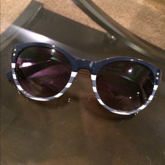 Blue & White Striped Sunglasses