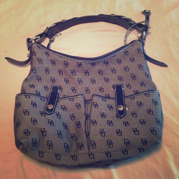 Dooney & Bourke Shoulder Tote