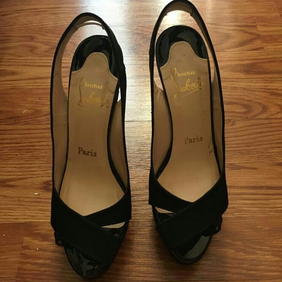 Louboutin Very Croise 140