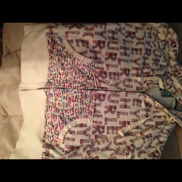 From The Buckle. - Picture 4 of 4