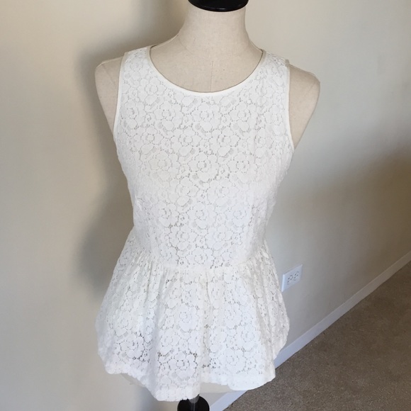 Banana republic eyelet peplum top