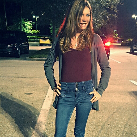 Meet your seller - Picture 3 of 3