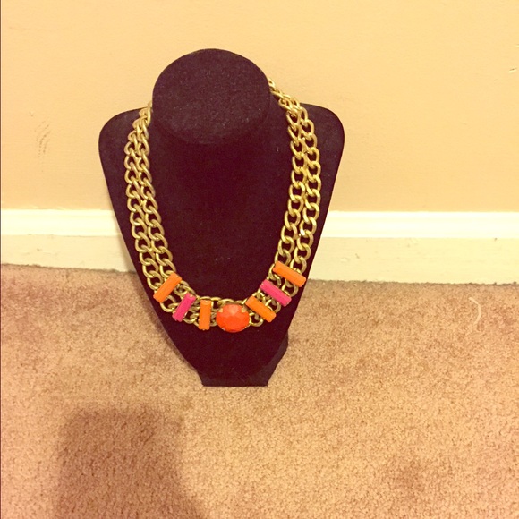 Gold Statement Necklace !