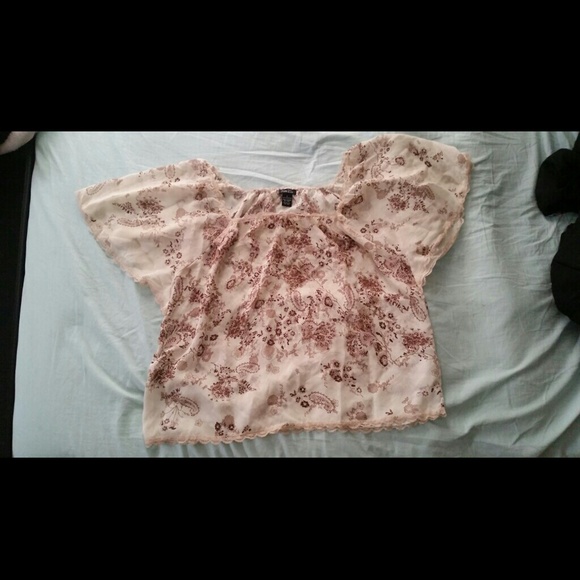 Rue 21 Boho sleeve shirt