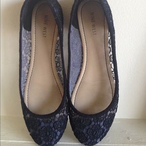 Gorgeous Black Nine West Lace Flats