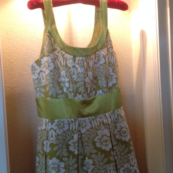 Cute green and white sundress