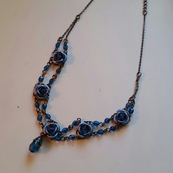 Blue rose choker