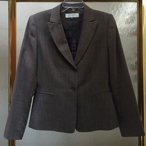 Brown business suit