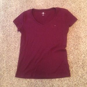 Maroon t shirt