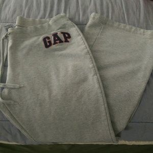 GAP Sweatpants
