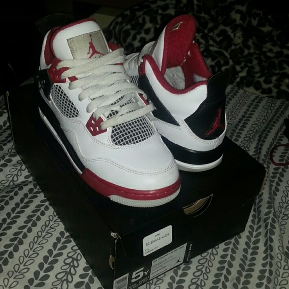 Jordan 4's