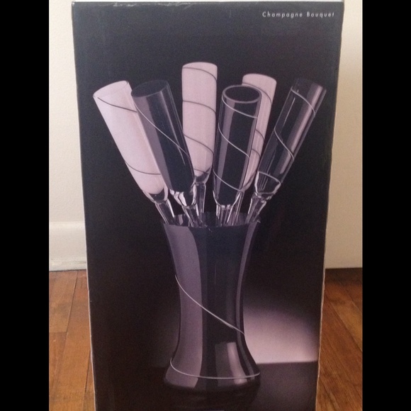 Royal Limited Other - Royal limited champagne Bouquet