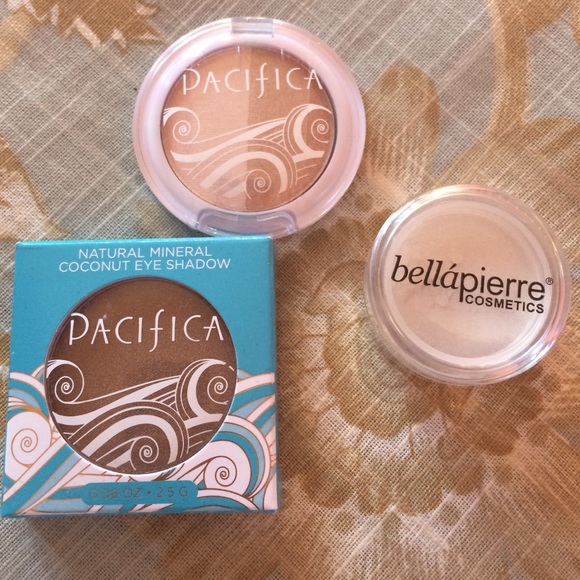EYESHADOW soft tones