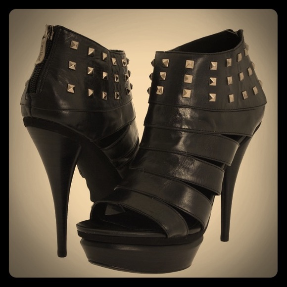 Two Lips 'Control' Bootie