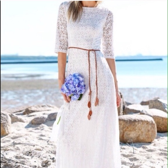 White lace maxi 3/4 sleeve dress