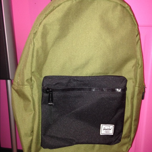Herschel Army/Black Settlement Bag *BRAND NEW*