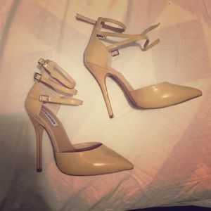 Steve Madden heels size 6