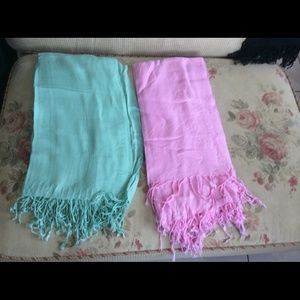 Set of 2 shawls perfect condition