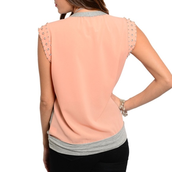 Peach and grays studded top - Picture 4 of 4