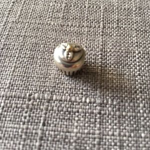 Authentic cupcake pandora charm
