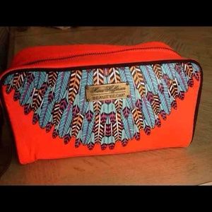 Mara Hoffman feathered pattern cosmetic bag!