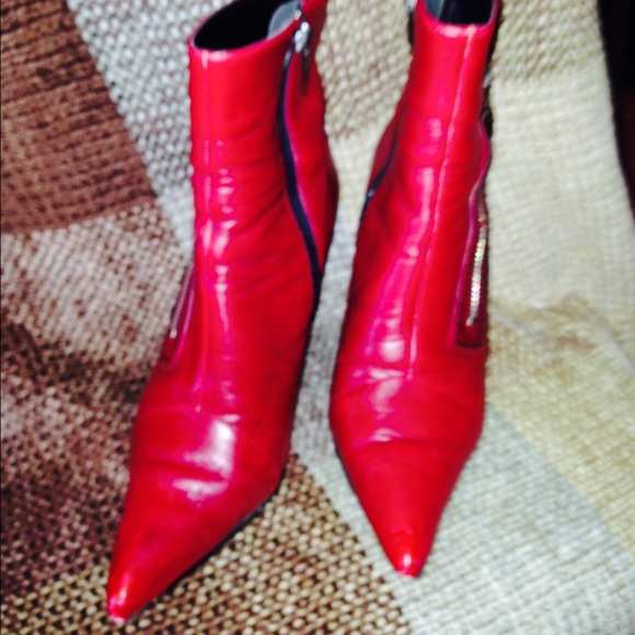 Hot Red Pointed Toe Ankle Boots - Picture 3 of 4