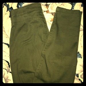 Olive green jegging-like pants