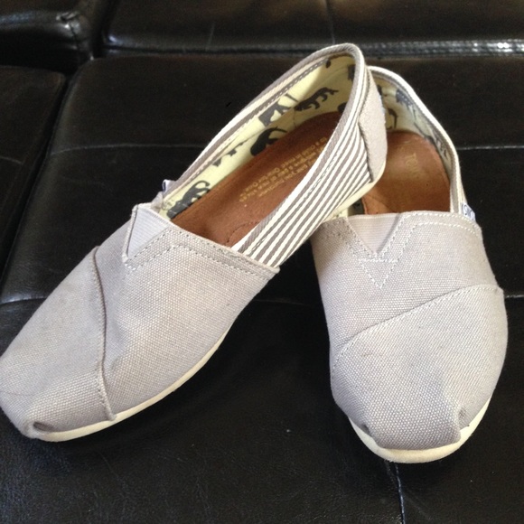 Gray striped & solid TOMS