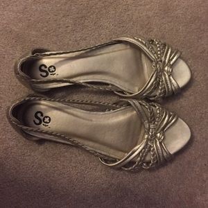 Like new shoes. Only worn once