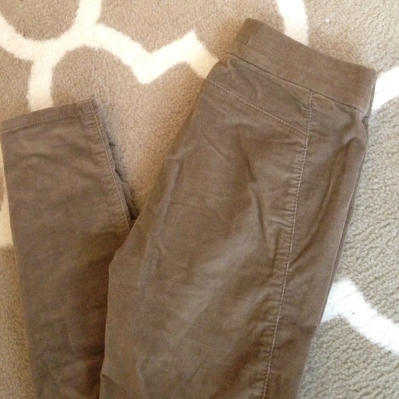 BDG Tan courdoroy leggings