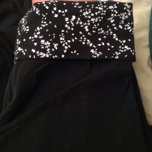BRAND NEW VICTORIA SECRET LEGGING YOGA PANTS