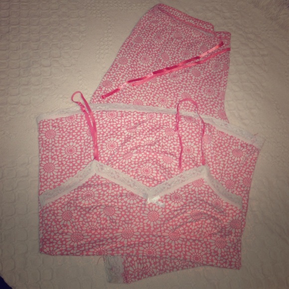 🎀Super cute pair of Gap pajamas🎀