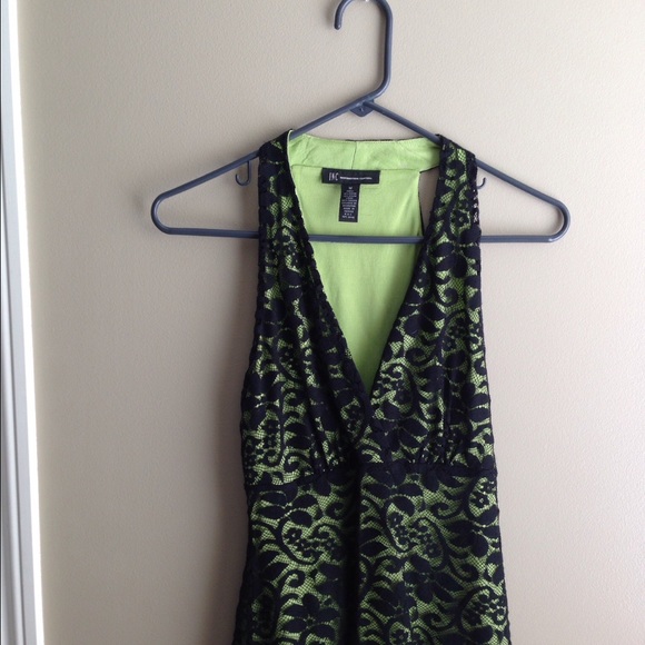 Ladies Top - Picture 1 of 4