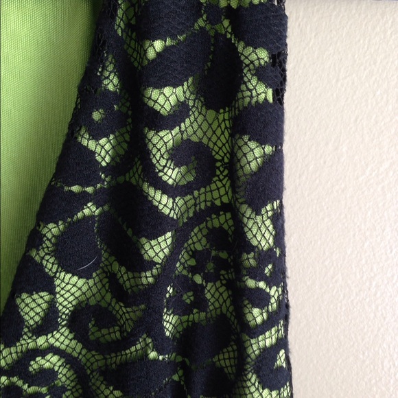 Ladies Top - Picture 3 of 4