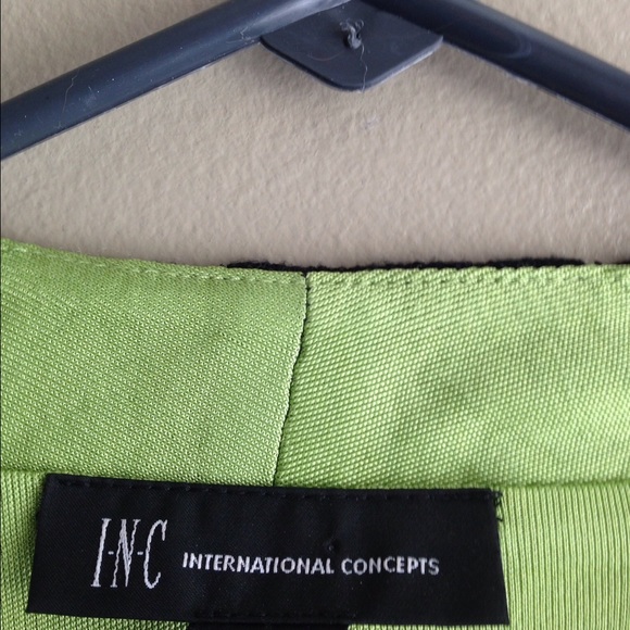 Ladies Top - Picture 4 of 4