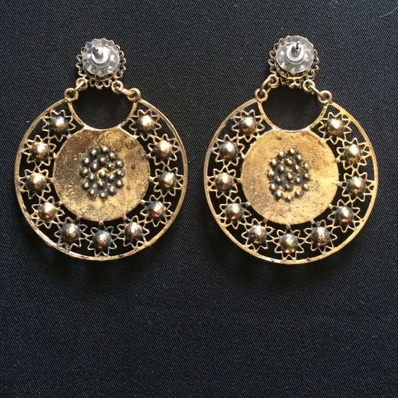 Earrings!!! - Picture 2 of 2