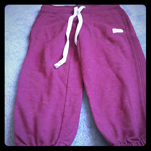 Capri sweatpants