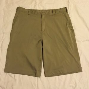 Nike Dri fit golf shorts size 34