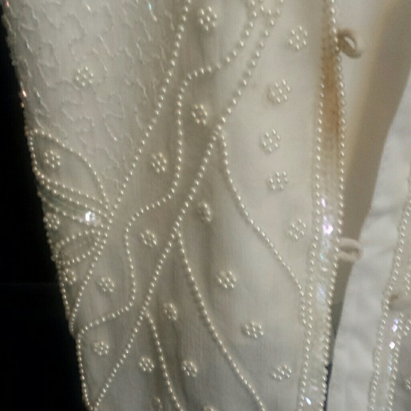 White beaded vest - Picture 2 of 4