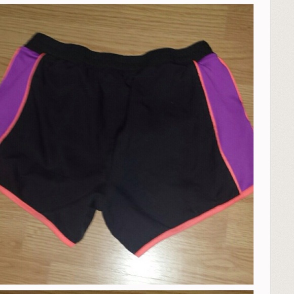 Shorts - Picture 2 of 2