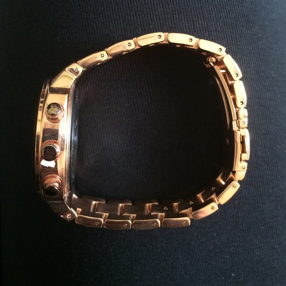 Rose Gold watch! - Picture 2 of 3