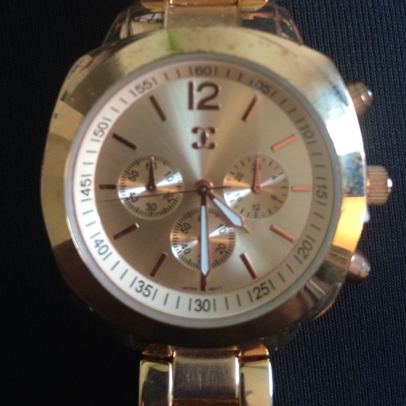 Rose Gold watch! - Picture 3 of 3