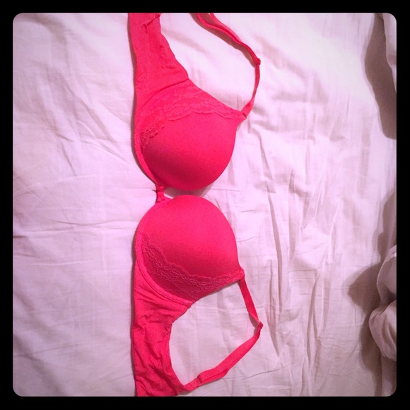 Sold! VS lace detail padded push up bra
