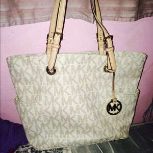 Michael Kors purse